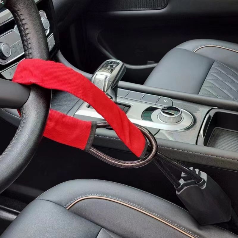 Swing Seat Belt - 車のステアリングホイールスチールロックシートベルト盗難防止ロック（2つのキー付き）盗難防止装置、取り付け簡単、ほとんどの車やSUVに適合