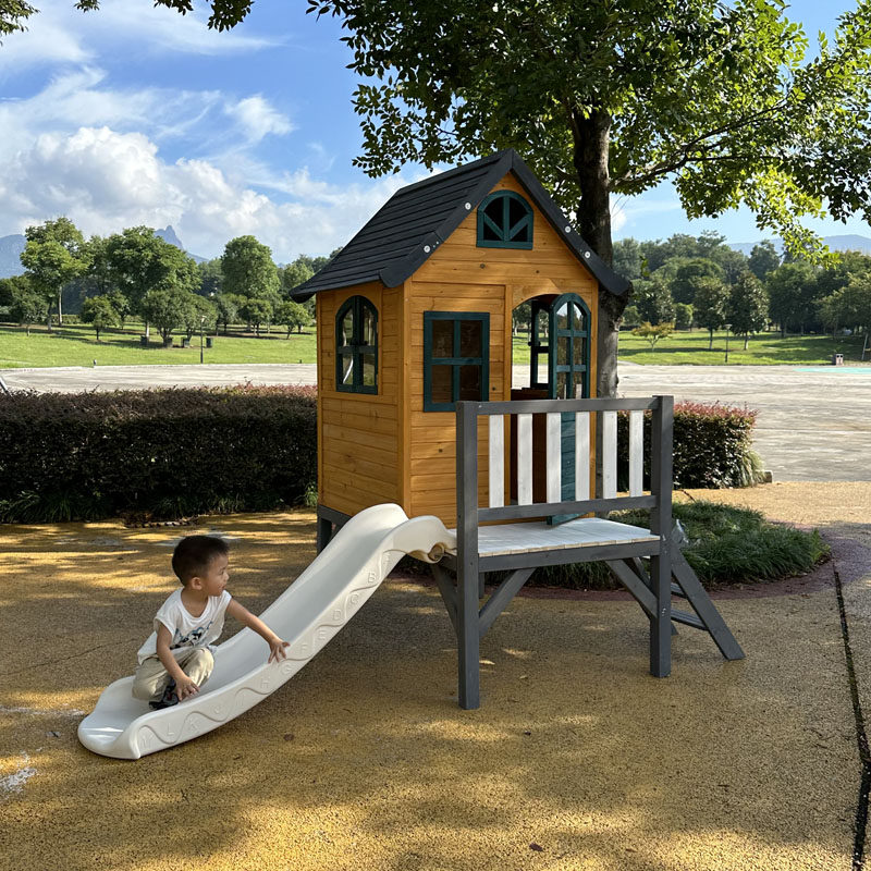 屋外大型滑り台付き木製プレイハウス、クライミングツリーハウス - Kids Outdoor Treehouse のレビューと価格