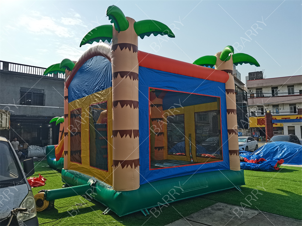 子供用小型ジャングルインフレータブルバウンサーキャッスル、ヤ - Kids Outdoor Treehouse のレビューと価格