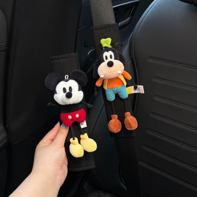 新しいディズニーカーシートベルトショルダーカバーミッキーグー - Swing Seat Belt のレビューと価格